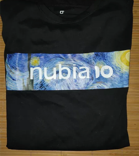 努比亚十周年红魔游戏手机活动现场衣服纪念款...