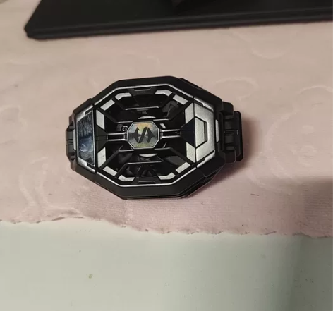 黑鲨2pro，高三闲置95新，基本没咋用。...