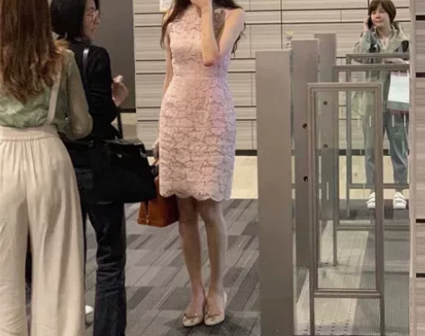 雷丝连衣裙， 感兴趣的话点“我想要”和我私...