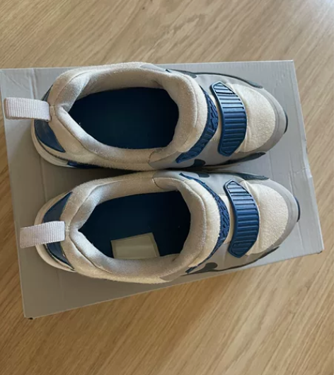 耐克，特别舒适，正品，小了，出手 感兴趣的...