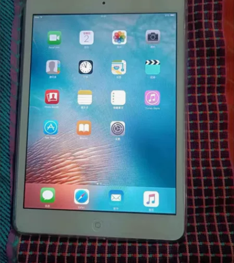 ipad mini1代 9新 16G 感兴...