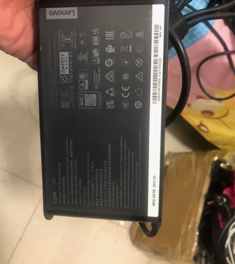 联想230w笔记本电源适配器  联想拯救者...