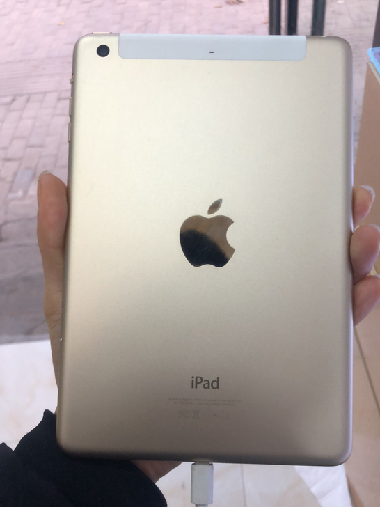 ipad mini3 128g内存，插卡支...