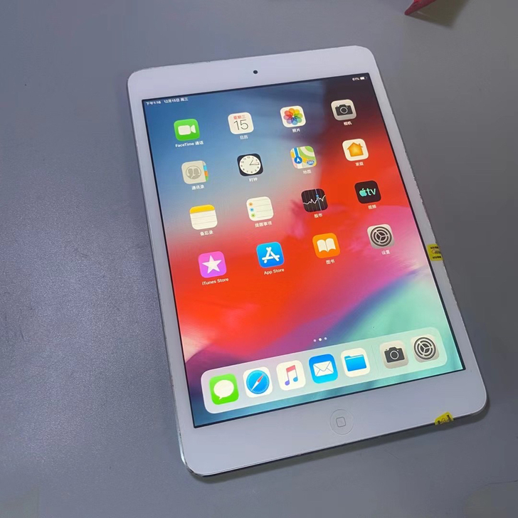 ipadmini2 16G wifi版 电...