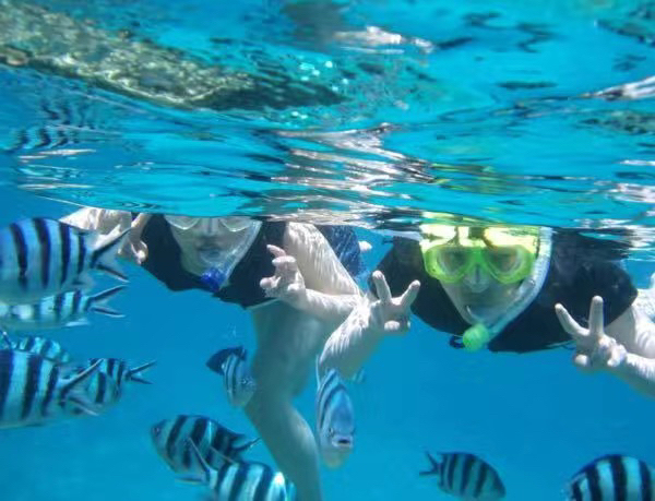 全新运动相机vlog摄像机，摩托车骑行头盔...