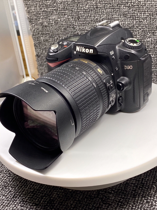 出闲置自用一套99新尼康D90单反相机带1...