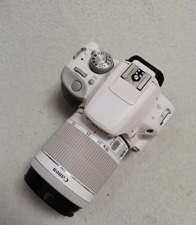 佳能100D+18-55stm白色 单反套...