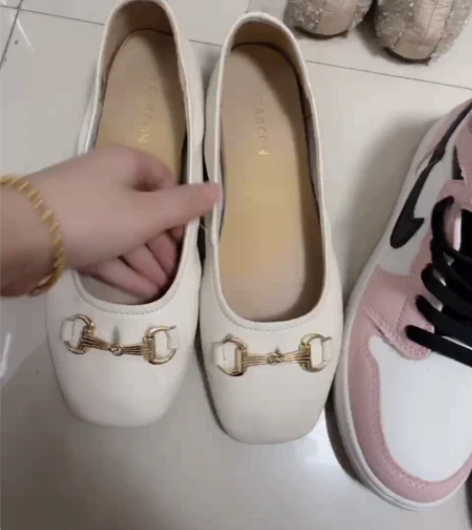 全皮软底鞋 实体店入，超级舒服，孕妇开车都...