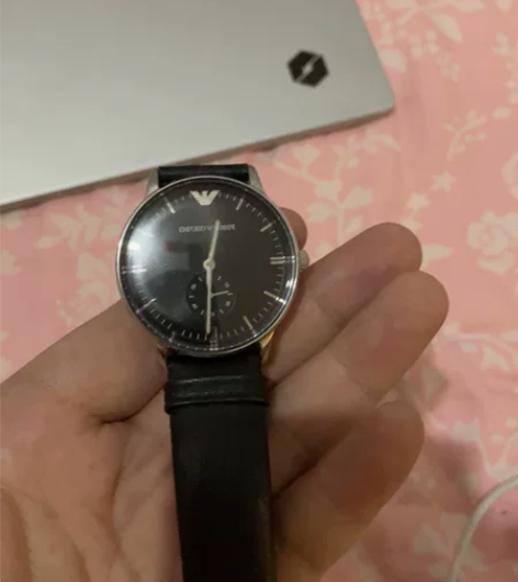 阿玛尼手表，上手很好看，低价出，二手物品售...