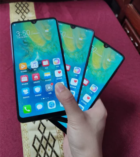 华为mate20，6+128 6+64国行...