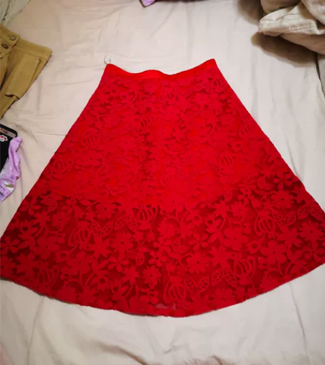 中国红印花大摆裙 优洛可品牌，大气名媛风，...