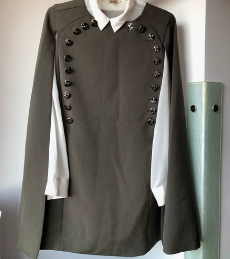 斗篷式风衣，均码，80-110斤可穿，墨绿...