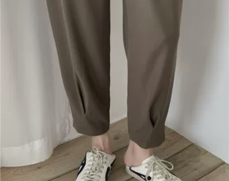 女士休闲裤 感兴趣的话点“我想要”和我私聊...