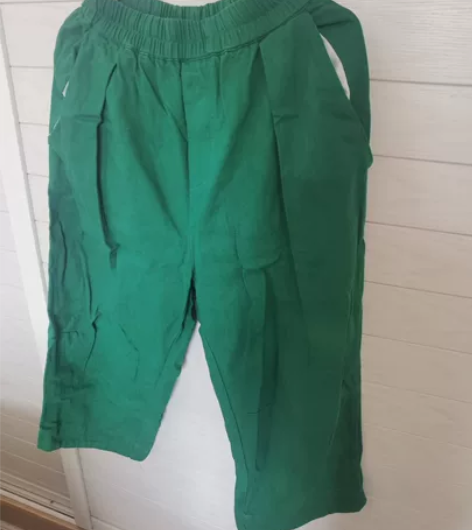 七分绿色牛仔裤，休闲不挑身材！！闲置出！！...