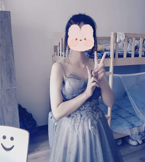 艺考穿了几次，挂家里没地放了，音乐艺考生或...