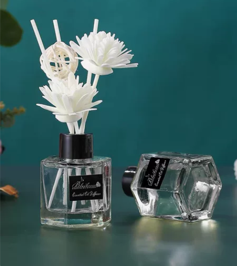 空气清新剂卧室内房间香水香氛摆件熏香家用持...