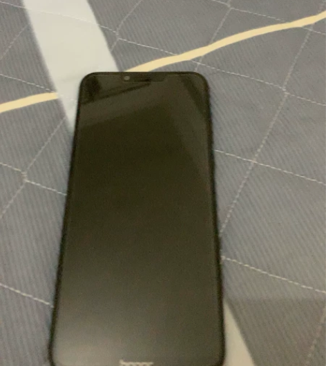 荣耀play 6+128 完美开机 高中当...