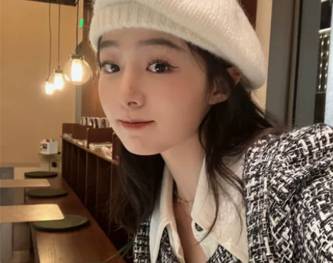 2022秋冬款韩版混纺英伦百搭复古画家帽针...