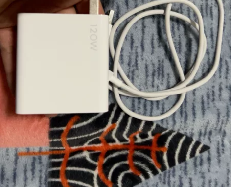 全新小米黑鲨120w快充头 均可使用 全新...