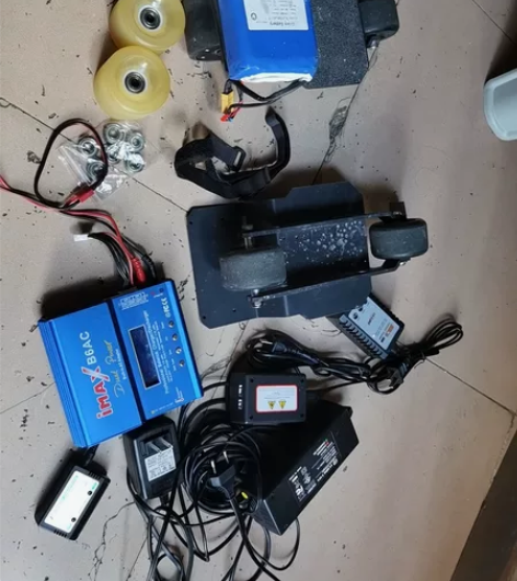 二手电动滑板车配件电池36V4Ah，电机，...