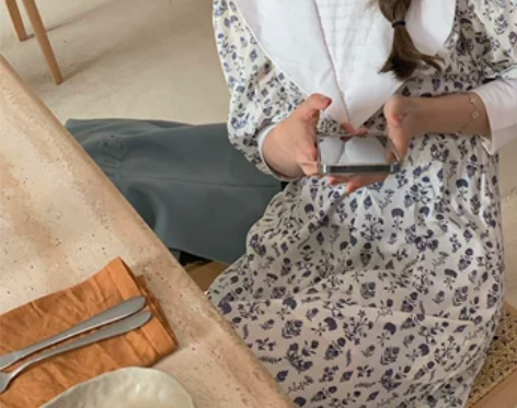 砂糖罐 Jennie同款碎花裙 小露背花花...