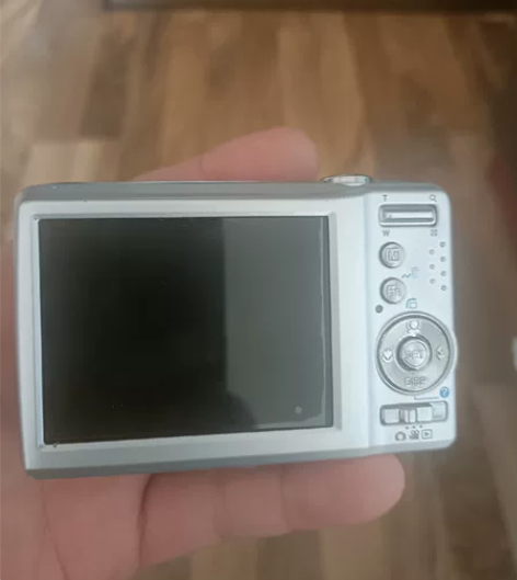相机一台，没有电池无法测试好坏，看好介绍，...