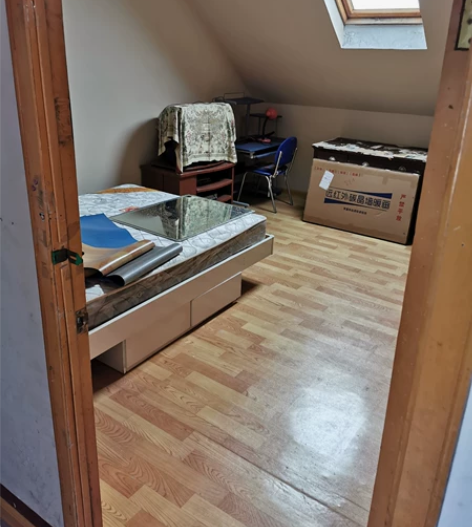 位置优越: 擂鼓石大街与傲徕峰路交叉口,...