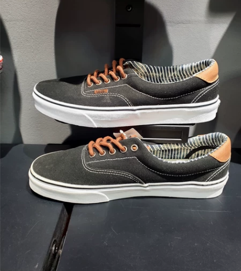 ［断码清仓］43码  128元 范斯/Va...