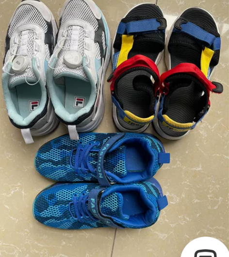 斐乐童鞋，芭芭拉凉鞋，普通运动鞋 3双童鞋...