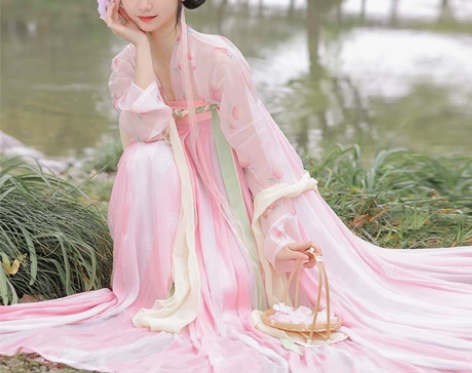 妃亦坊原创汉服女【桃小柒】唐制齐胸襦裙印花...