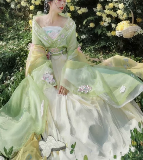 【出租】翡缇兰原创 莲花仙 魏晋南北朝汉服...