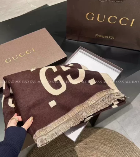 高级感满满的围脖 感兴趣的话点“我想要”和...