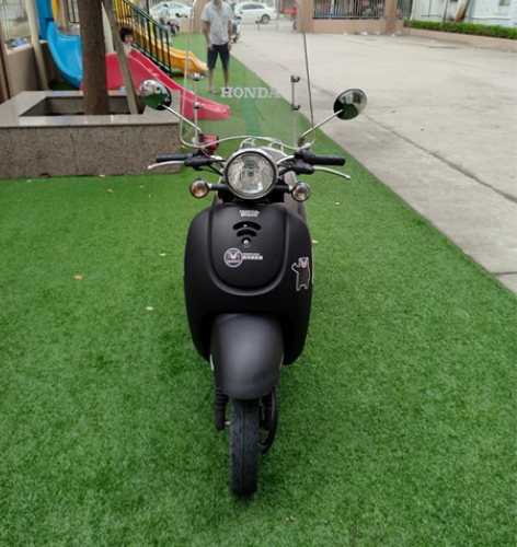 特价一个月本田电摩mono，9成新，全新电...