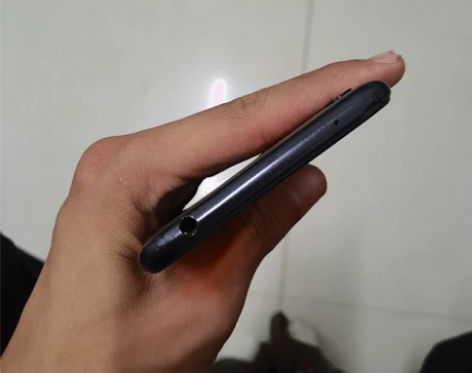 华为畅想9屏幕损坏 感兴趣的话点“我想要”...