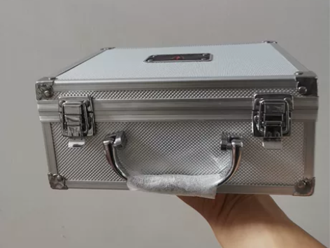 手提箱金属工具箱收纳箱 化妆品香水旅行简易...