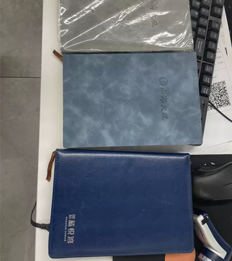 闲置换钱：牛皮日记本 全新未开封 种类繁多...