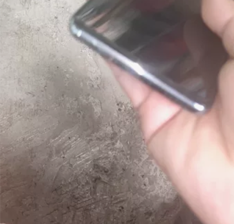 红米K40pro，白色，屏幕贴膜，没有划痕...