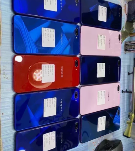 OPPOA5  3+64  95新 工作机...