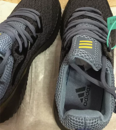 朋友送的阿迪运动跑步鞋，码数不合适便宜出了...