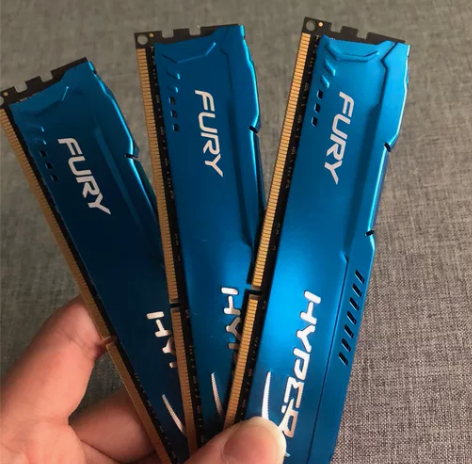 出金士顿骇客神条DDR3 8g 1600电...