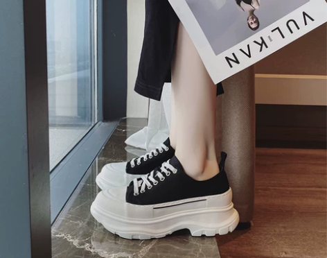 大码女鞋脚宽胖麦昆帆布鞋厚底增高小白鞋运动...