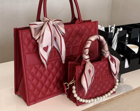 2022红色包包女大容量2021新款潮高级...