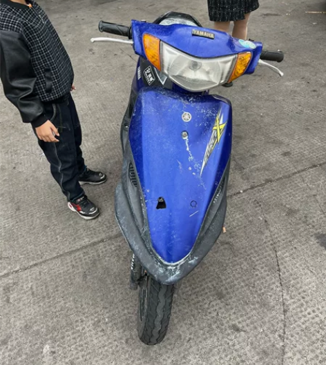 2014雅马哈福喜100，外壳破，机器很好...