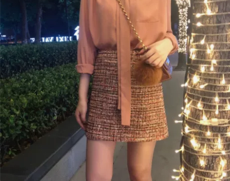 ahui studio多色A字裙格子半身裙...