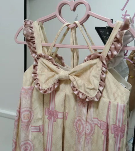 洋娃娃与千纸鹤jsk+kc黄色m码 无吊牌...