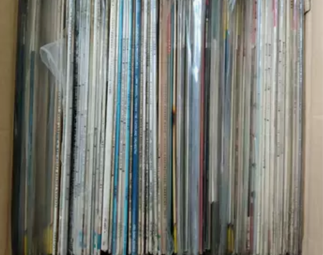 进口老唱片12寸LP黑胶 70张一箱 古