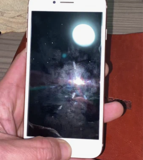 Apple/苹果 iPhone 8 自用美...