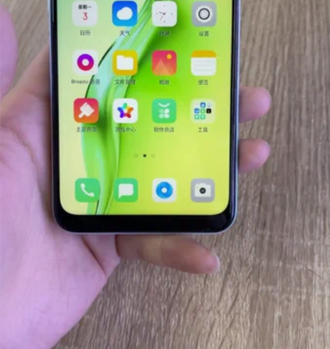 Oppo A8 4128  整体成色还不错...