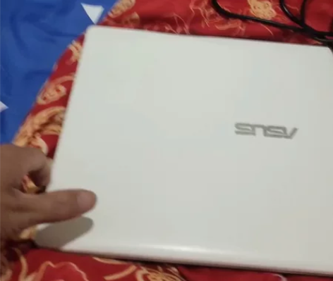 华硕笔记本 新换的128g硬盘 运行内存4...