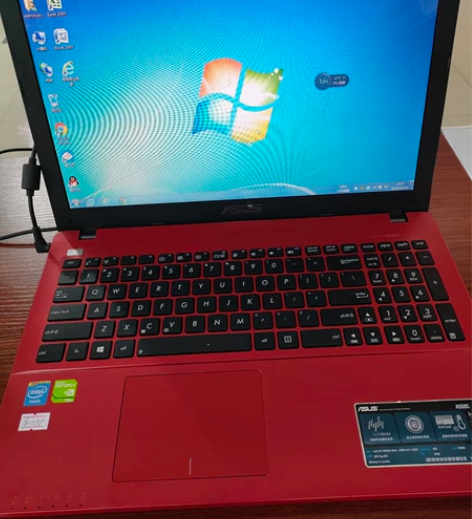 华硕a550c笔记本电脑，配置为intel...